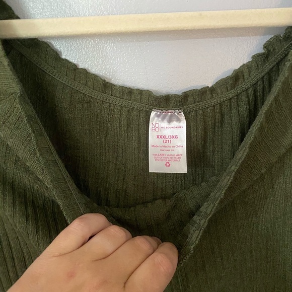 No boundaries ribbed olive top 3x - Picture 5 of 5